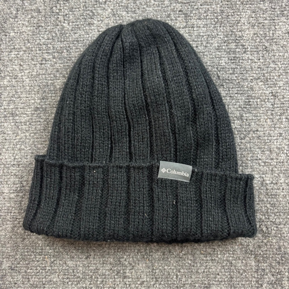 COLUMBIA Black Knit Fleece Lined Beanie Winter Hat One Size Fits Most